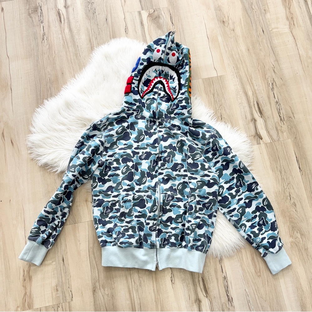 BAPE A Bathing Ape Blue Camo Shark full zip hoodie large